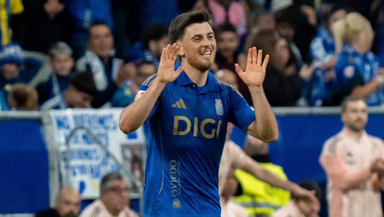 Alberto Reina, centrocampista del Oviedo, espera un duelo especial ante el Sevilla: “Jugar allí ante la familia y los amigos será bonito”