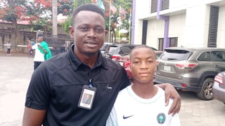 La joven perla de Nigeria que ya ha probado en el Betis y de la que todos hablan en su país