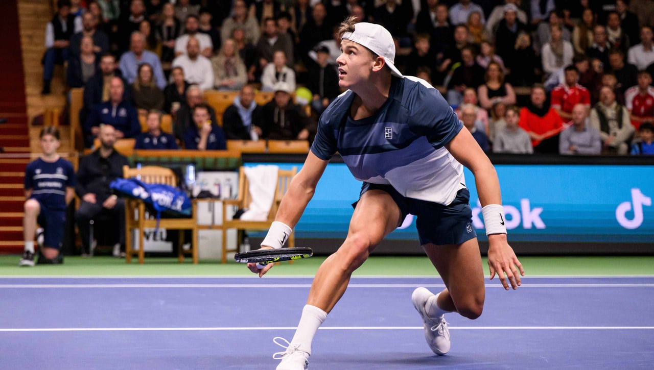 Holger Rune se retira entre lágrimas en Estocolmo y dice adiós a las ATP Finals 