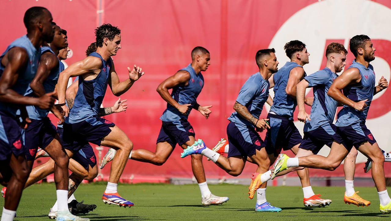 Dos novedades y dos bajas en la lista del Sevilla contra el Granada 