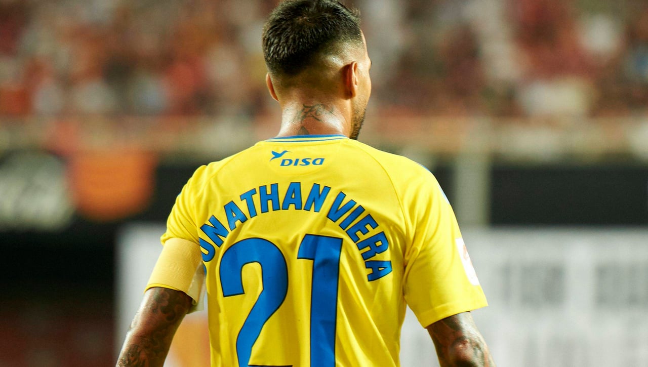 Negocian la vuelta de Jonathan Viera