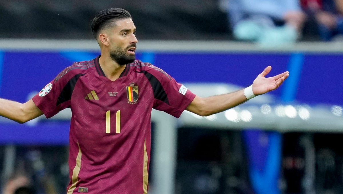 Giro en el fichaje de Yannick Carrasco