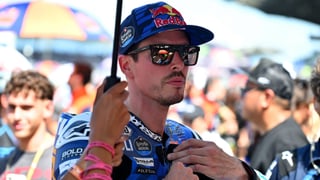 Álex Márquez se viste de Marc Márquez y Bulega sonroja a Bagnaia en Portugal