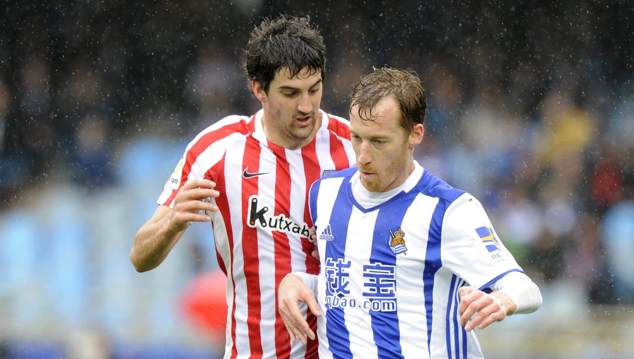 El ex del Athletic Club que defiende a la Real Sociedad y critica el VAR