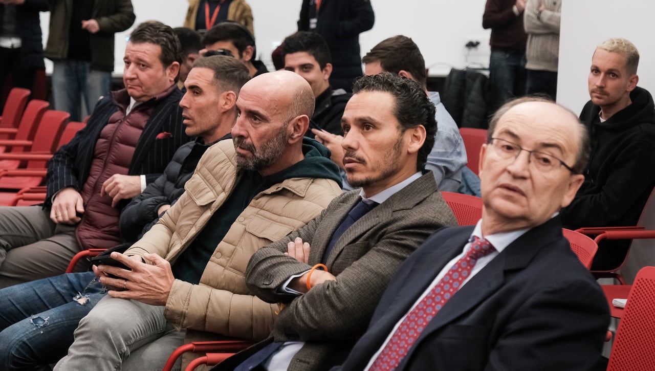 Fernando Navarro y Emilio de Dios dejan de pertenecer al Sevilla