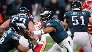 Los Eagles aplastan a los Chiefs para poner fin a su dinastía