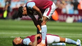  Se encienden las alarmas en el Aston Villa con la lesión de Diego Carlos: "Estoy extremadamente preocupado"