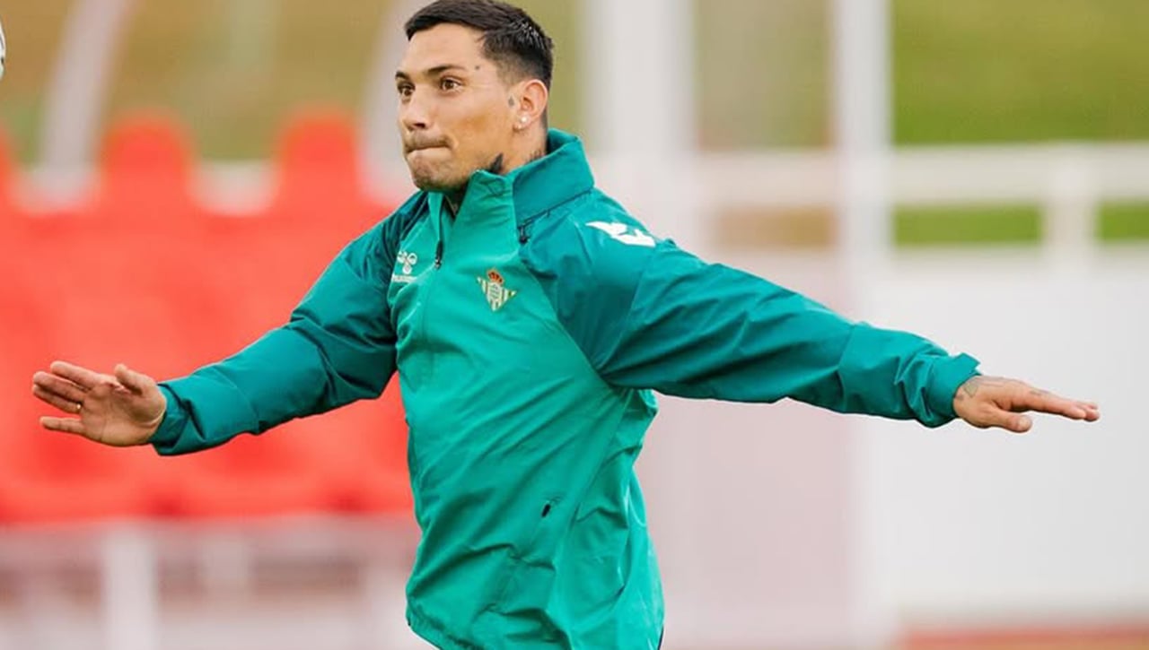 Empujón determinante para la salida de Chimy Ávila del Betis