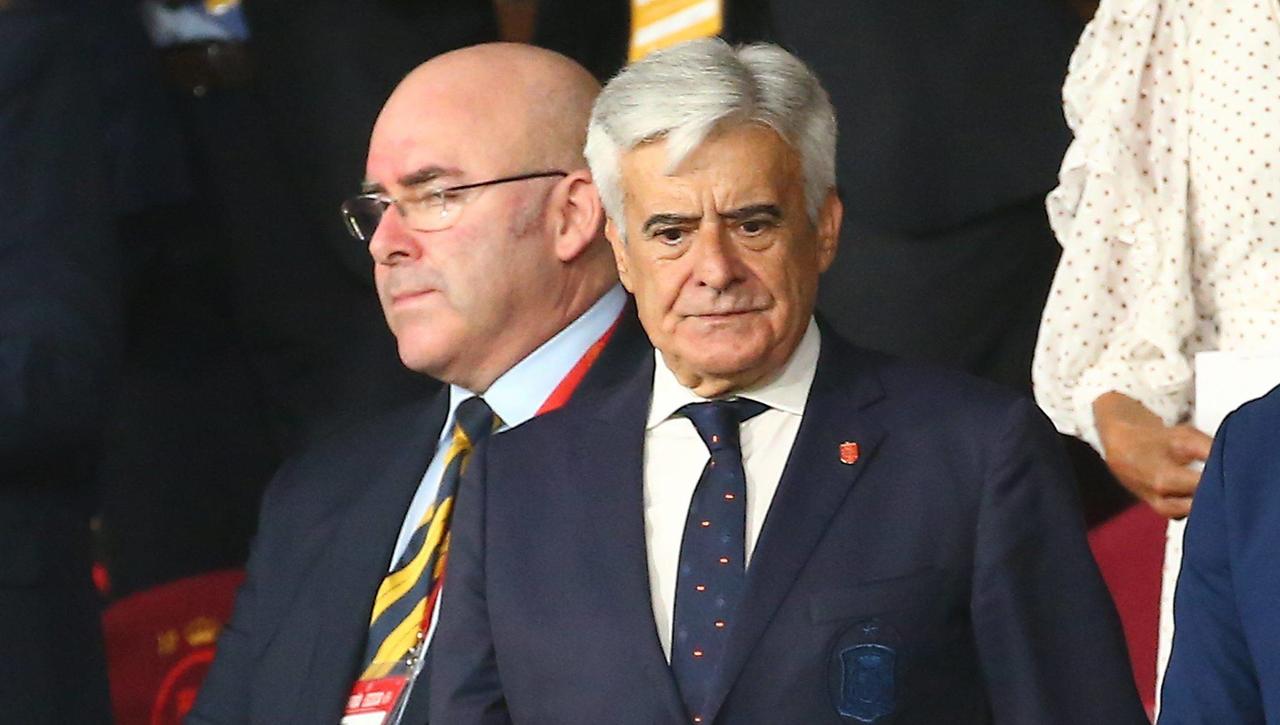 Pedro Rocha se aparta de Luis Rubiales