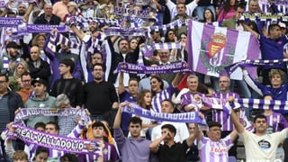 Piden a gritos la marcha de Ronaldo Nazario y Pezzolano