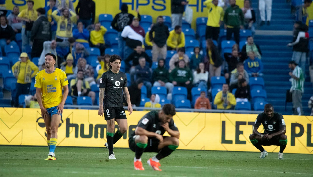 Con "calidad e inteligencia", Bellerín lamenta "la moneda al aire", pero llama a filas