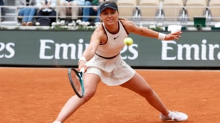 Paula Badosa sabe sufrir en París