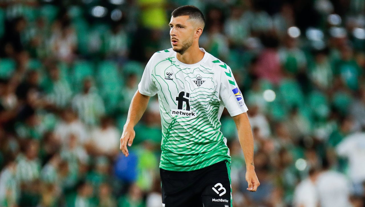 Si Álex, Guido y Carvalho no quieren salir, ¿cómo arreglará el Betis su desfase salarial?