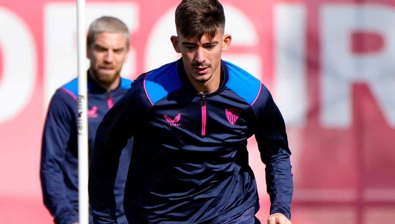 Lista de Sampaoli para recibir al Elche con alusión directa al mercado de fichajes del Sevilla