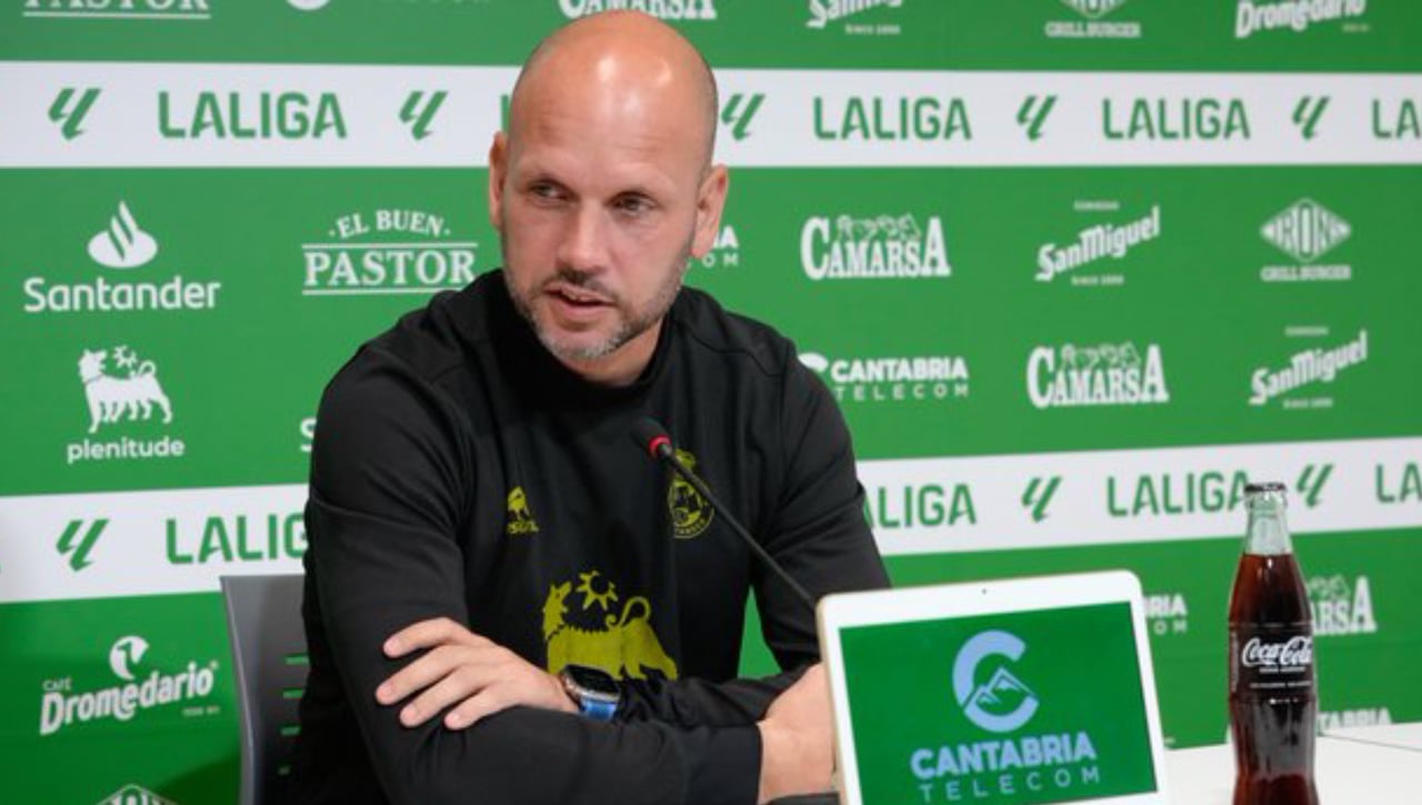 La expulsión menos humana de la historia del fútbol, en Segunda División