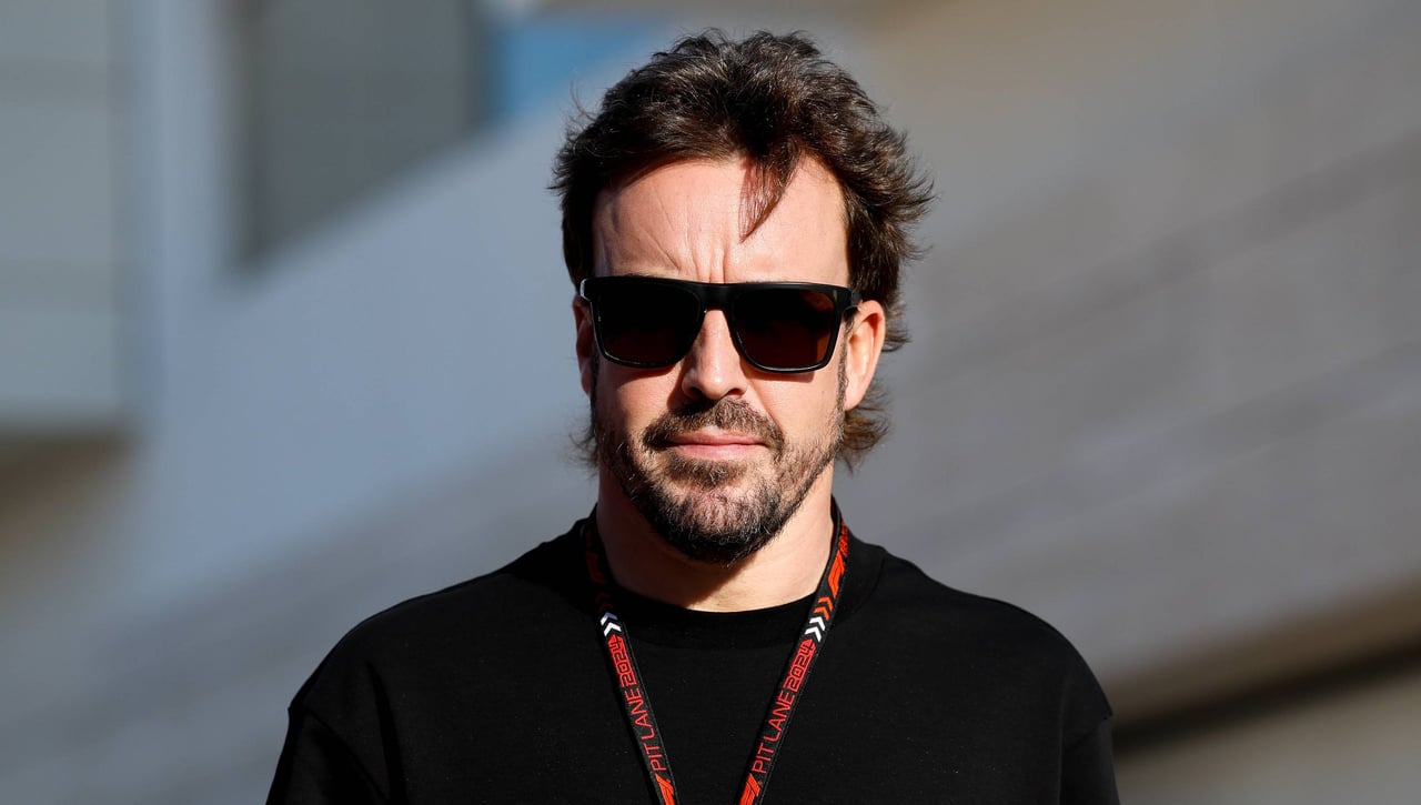 Aston Martin blinda a Fernando Alonso
