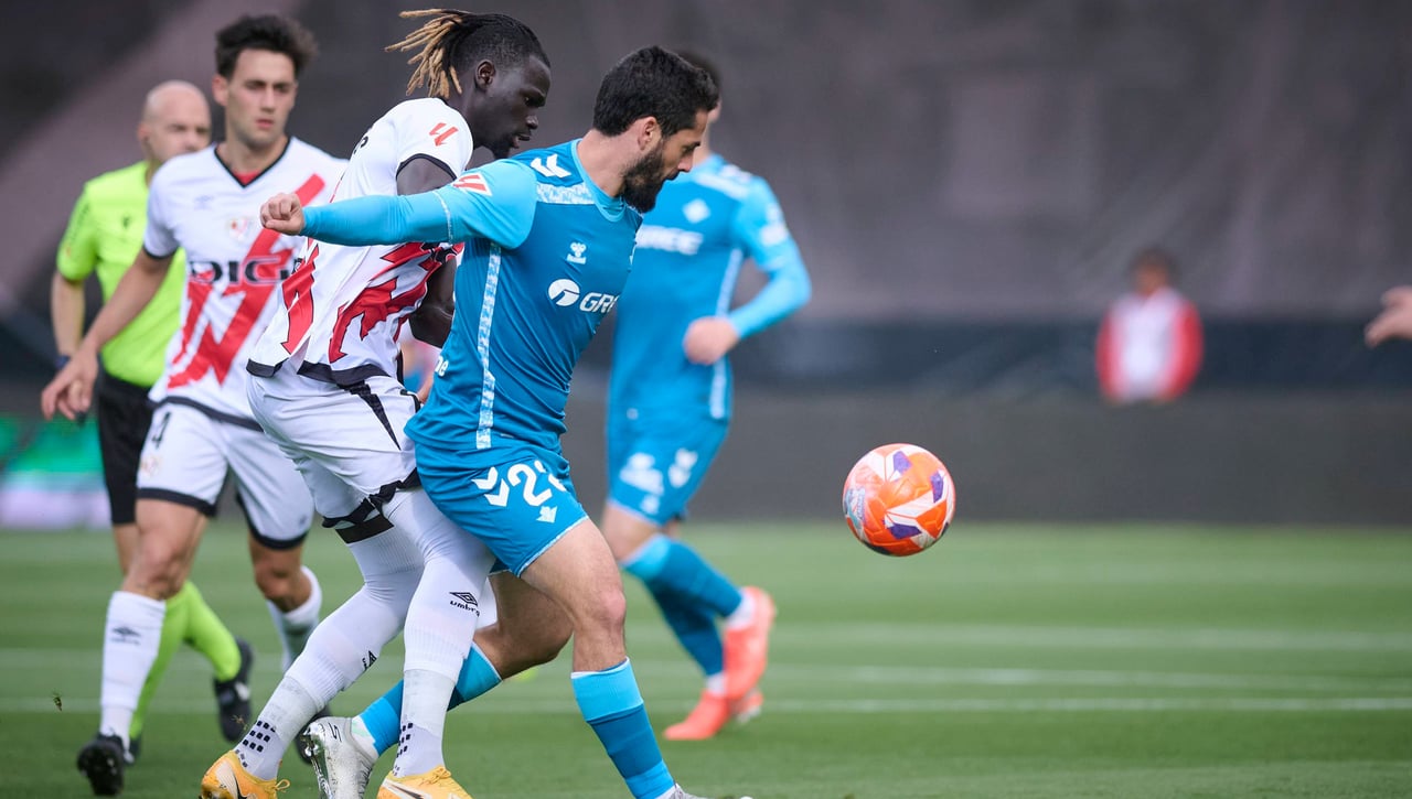 Rayo 2-2 Betis: Tablas con la lengua fuera que no valen a ninguno