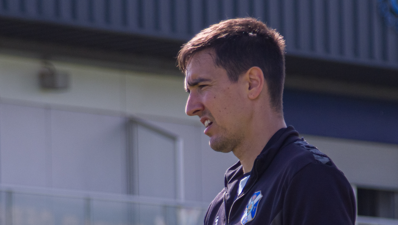 Edgar Badía no aclara su futuro con el Tenerife, de momento