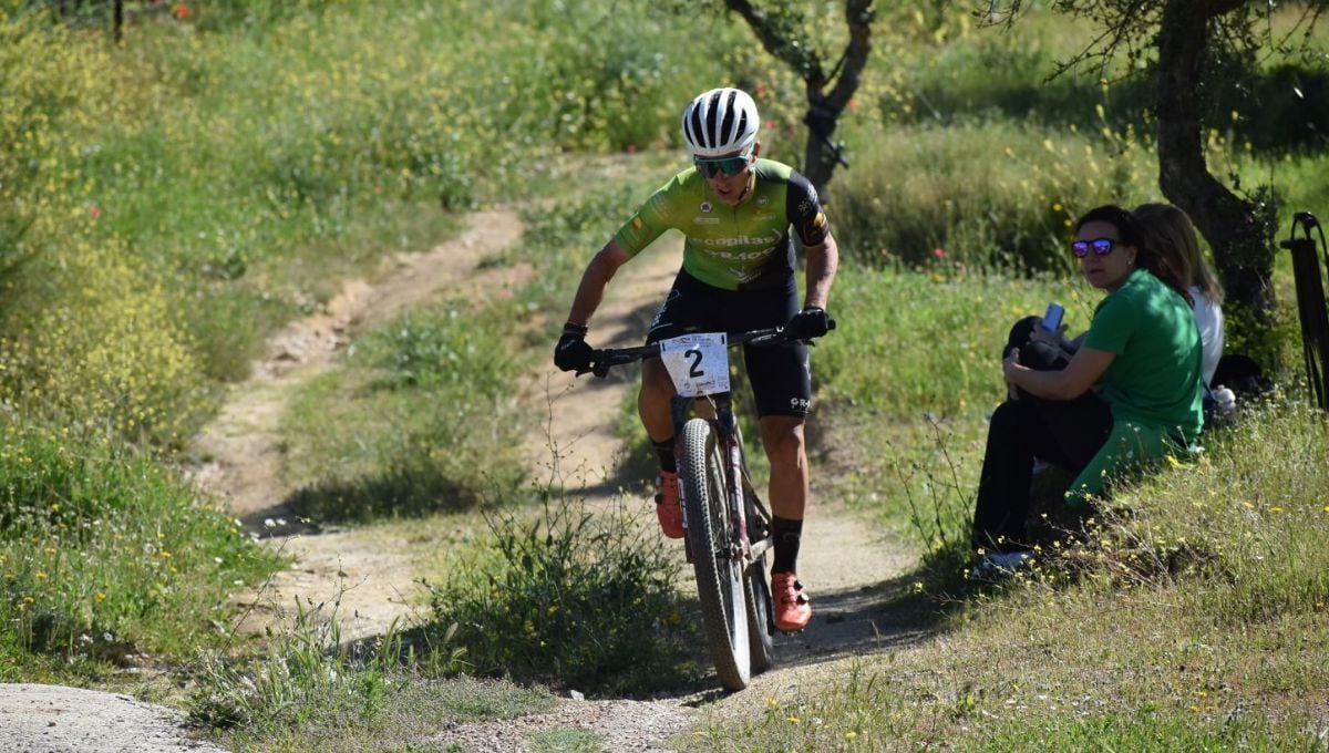 La madrileña Pilar Fernández y el extremeño Manuel Cordero se imponen en la XIII Maratón Capitana ‘Javi Cabeza’
