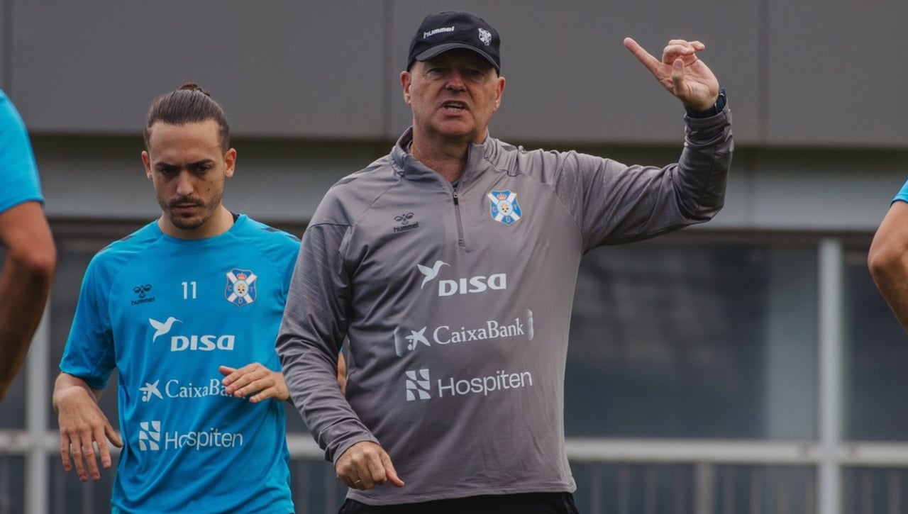 Pepe Mel pide fichajes