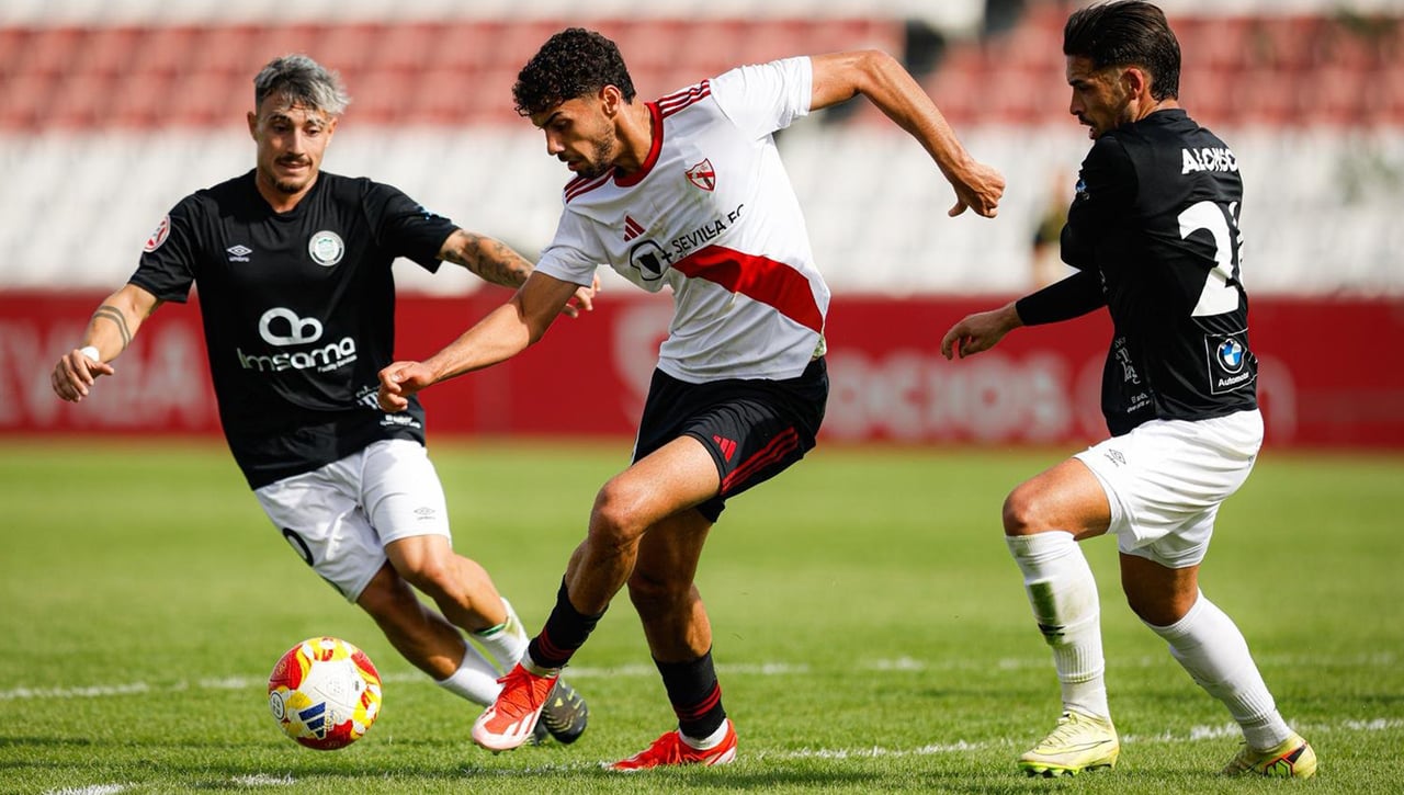Sevilla Atlético 1-1 J. Torremolinos: El debut de Luci Martín se queda a medias