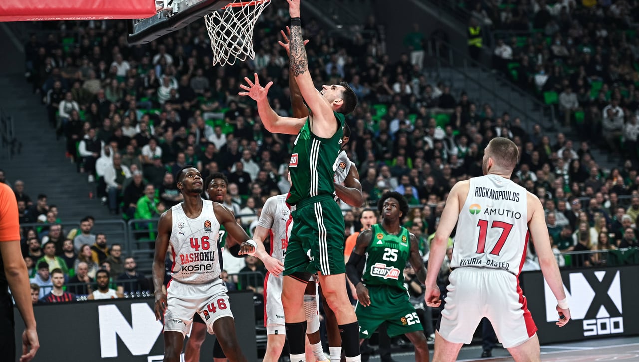 El Baskonia sucumbe ante el Panathinaikos, preocupado por una grave lesión