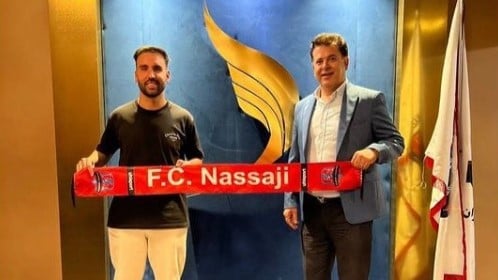 El exbético Nono tiene nuevo equipo en un destino exótico