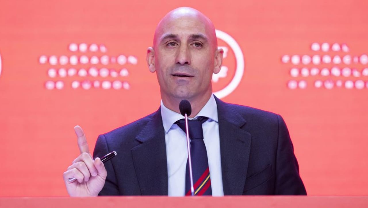 Rubiales se refiere al futuro de Luis Enrique en la selección y se acuerda de Lopetegui