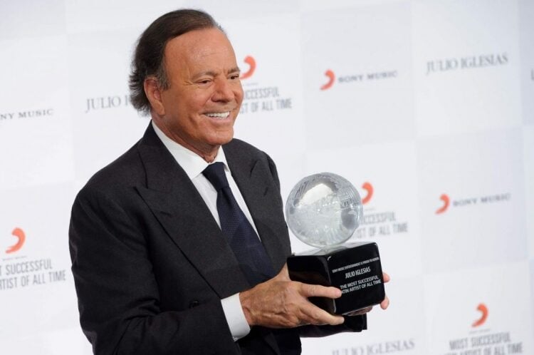 Desvelan el mayor secreto de Julio Iglesias 