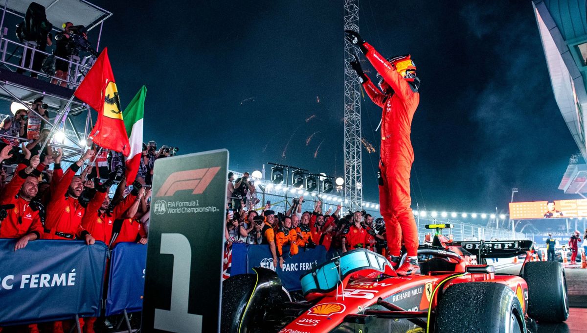 Carlos Sainz por Fernando Alonso