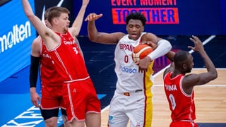 Osobor encandila a España con una presentación estelar (64-74)