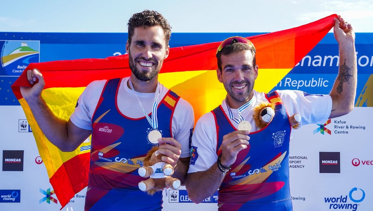 Jaime Canalejo y Javier García hacen historia para Sevilla y para el remo andaluz