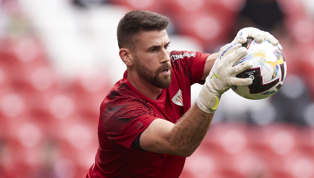 Unai Simón y el cuento ¡Que viene el lobo!