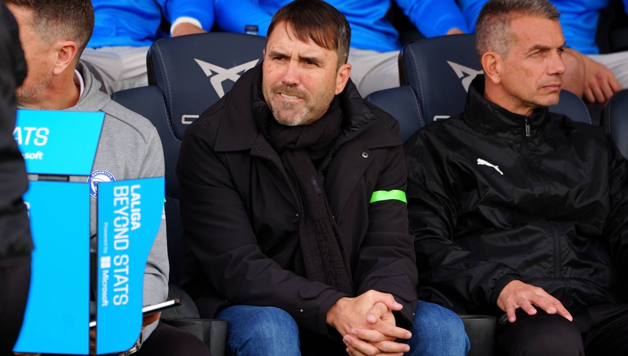 Owono pone en un brete a Coudet 