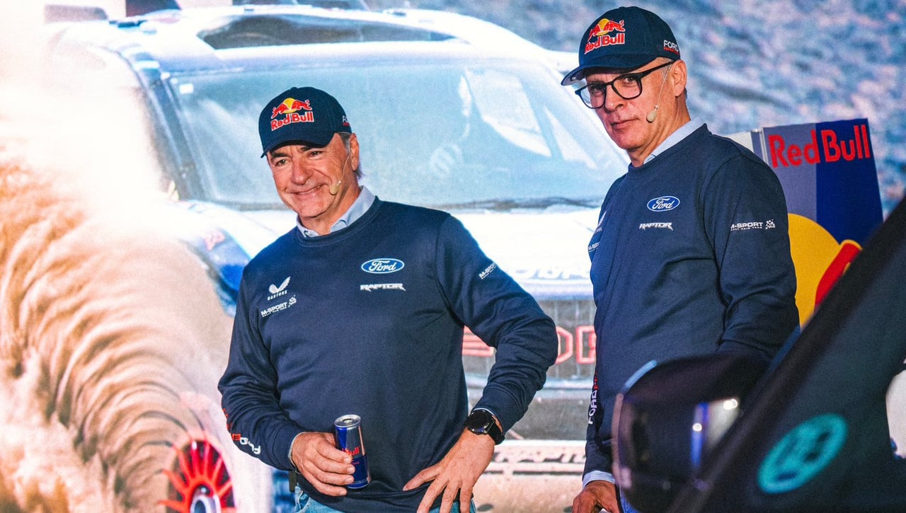 Carlos Sainz marca el camino