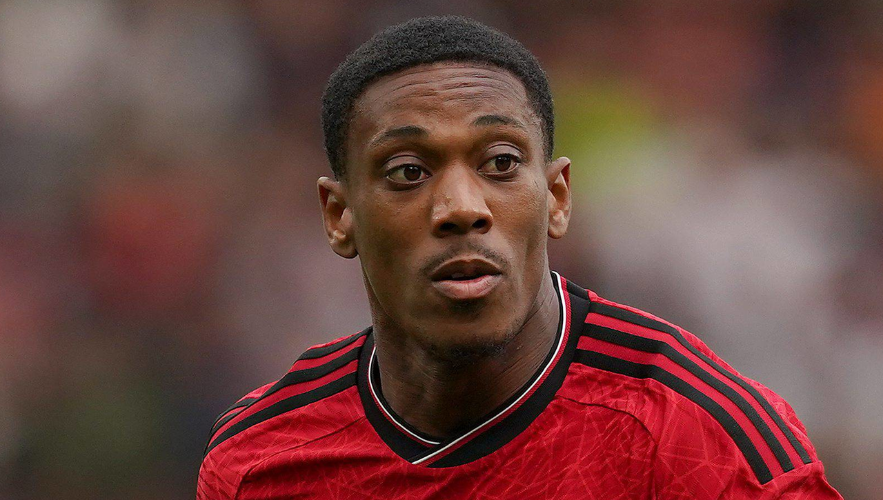 Se calienta el fichaje de Martial