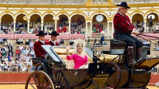 Respuesta ejemplar de participantes en la 39ª Exhibición de Enganches de la Feria de Sevilla