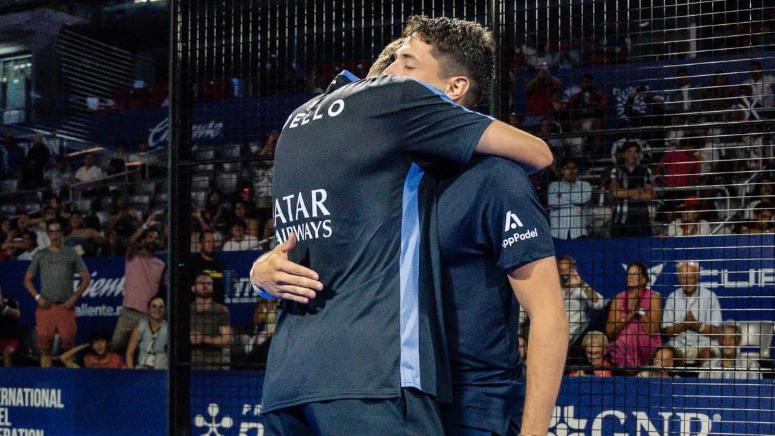 Galán y Lebrón se van por la puerta de atrás