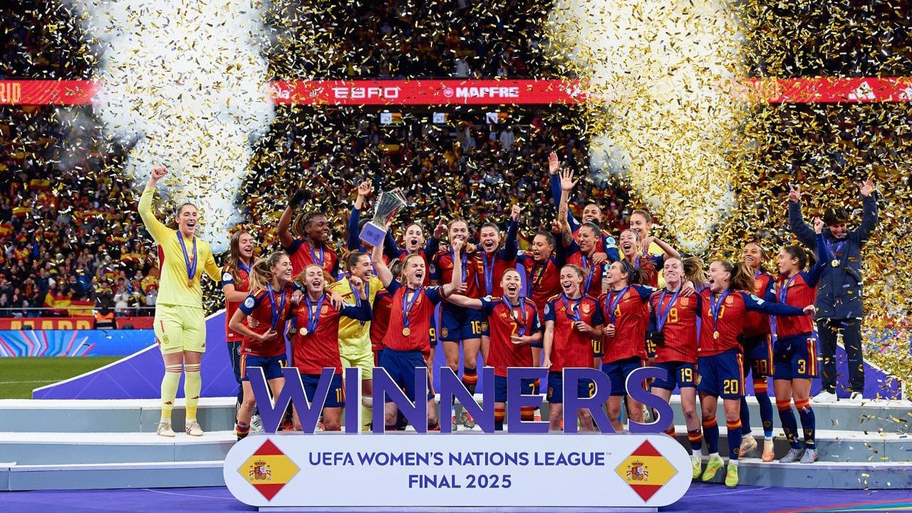 España 3-0 Alemania: Otro título para un equipo de leyenda