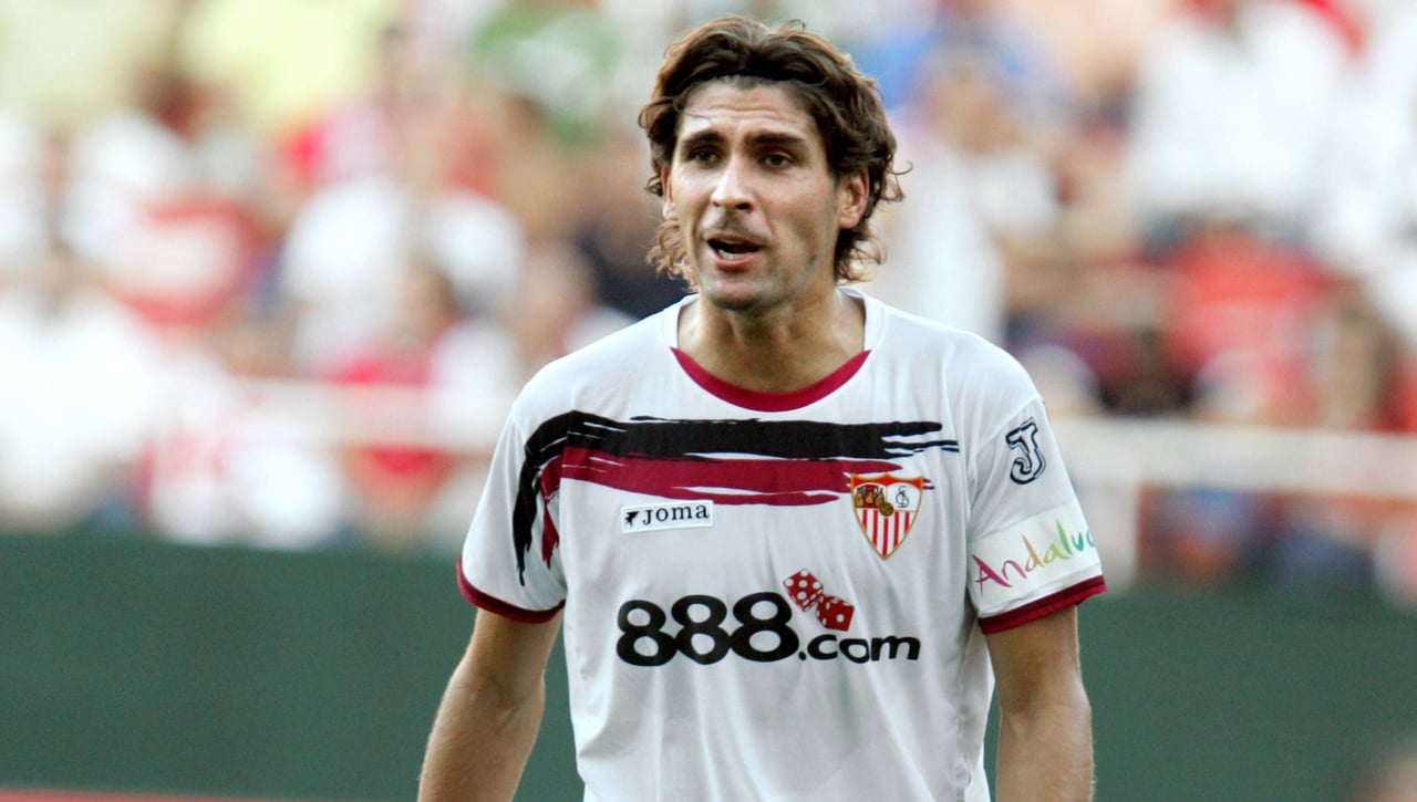 Escudé, con el corazón dividido en el España - Francia