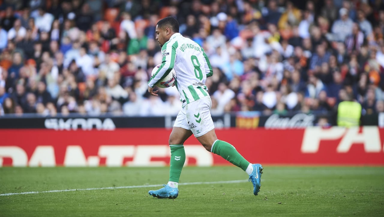 El arte de saber meterla que aún no tiene Vitor Roque