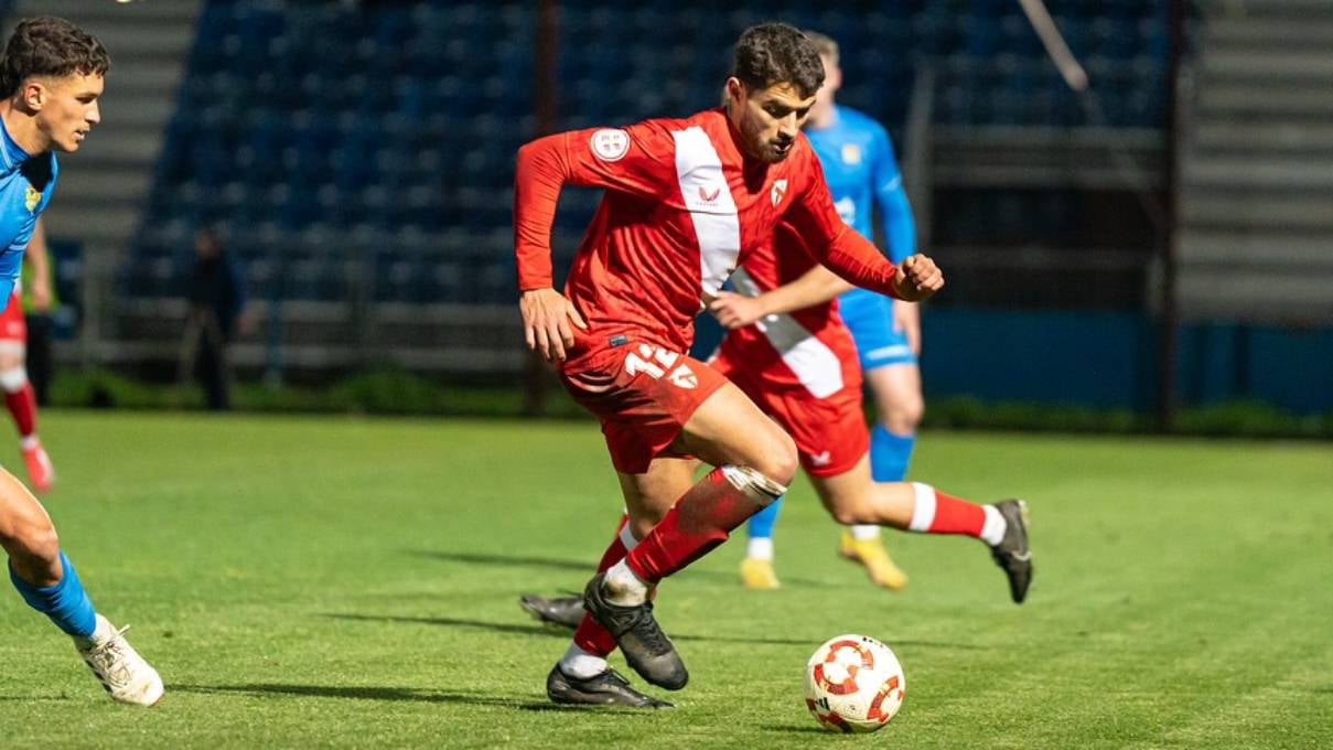 El 'castigo' de García Pimienta al fichaje estrella del filial