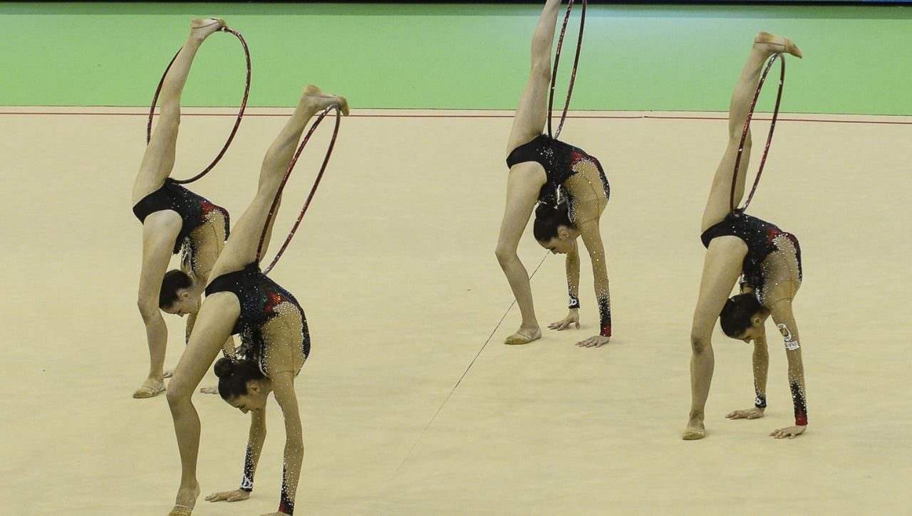 Suspenden a una entrenadora de gimnasia rítmica por obligar a niñas a saltarse la comida y el colegio
