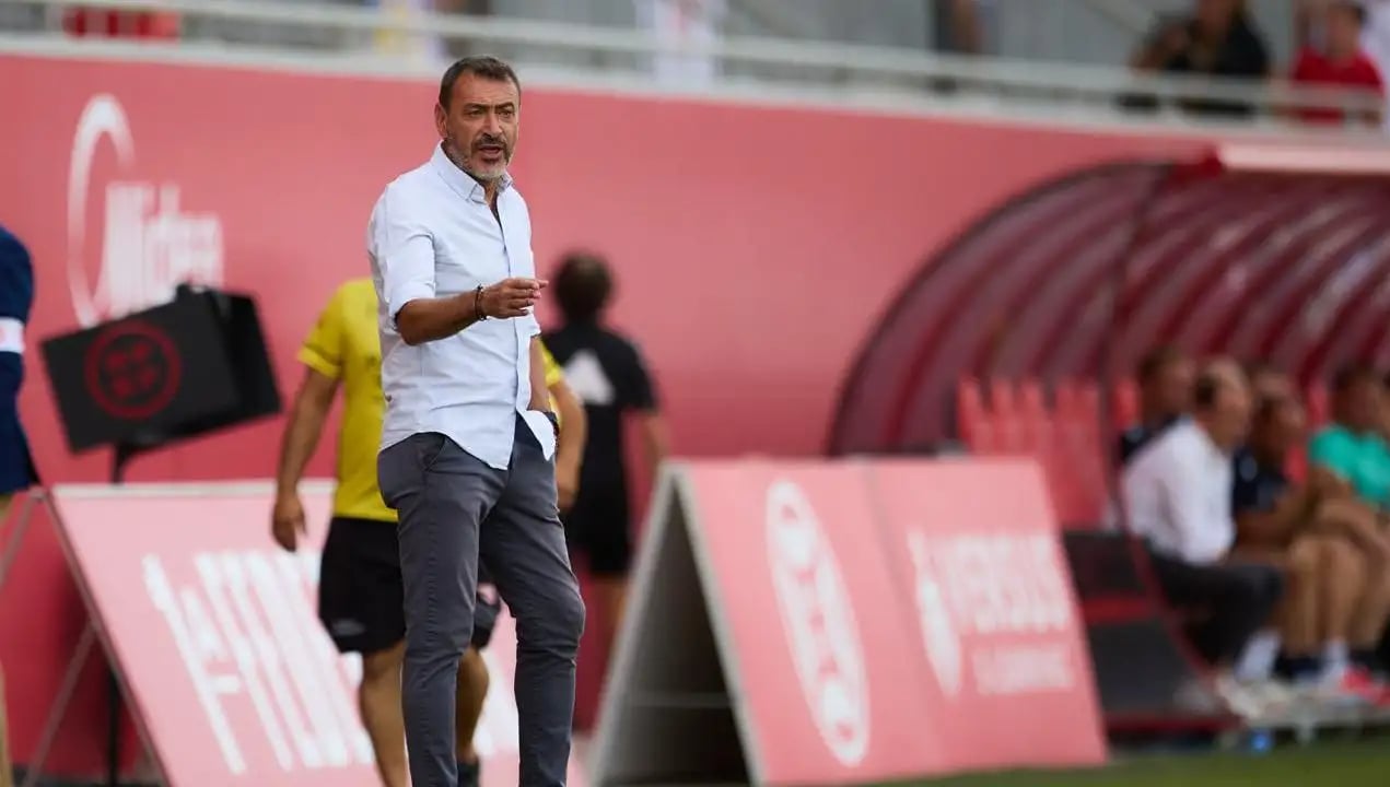 Jesús Galván pide paciencia y celebra refuerzos en un Sevilla Atlético que no arranca: "Nos falta acierto"