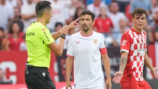 Polémico audio arbitral que agrava el problema del Sevilla con el VAR