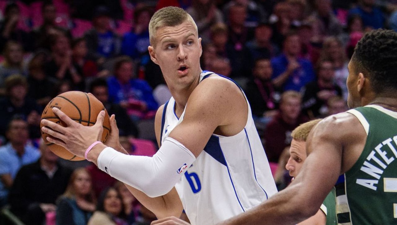 Porzigis cambia de equipo en la NBA