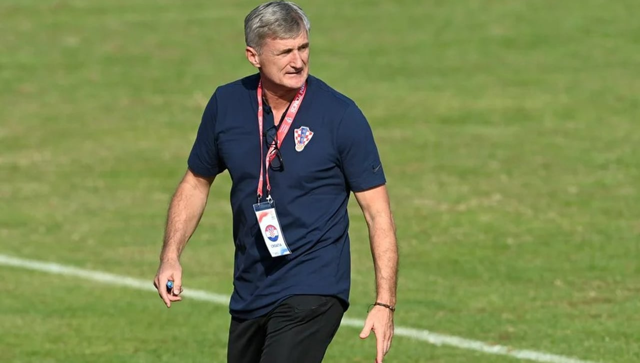 "Me encantaría entrenar al Betis, pero sería injusto echar a Pellegrini"