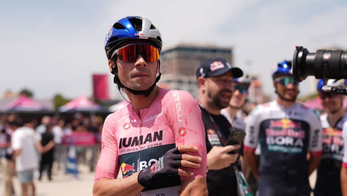 Roglic se deja la maglia rosa y el Movistar Team lo celebra