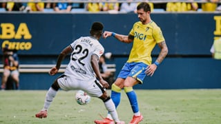 El Ceuta, a la altura de Cádiz y Racing 