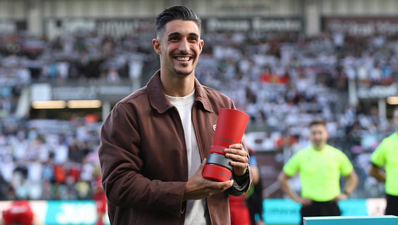 El fichaje de Álex Sancris, cerrado